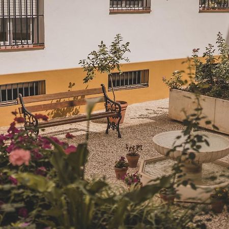 Apartamento Jardin De Santa Paula Sewilla Zewnętrze zdjęcie